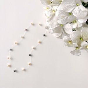 NWT Y2K inspired faux pearl floating necklace